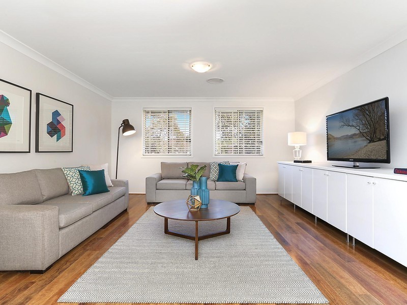 27 Valley View Circuit, Warriewood NSW 2102