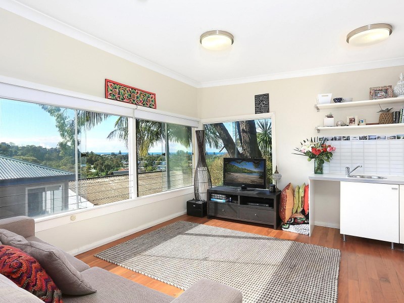 81 Rickard Road, North Narrabeen NSW 2101
