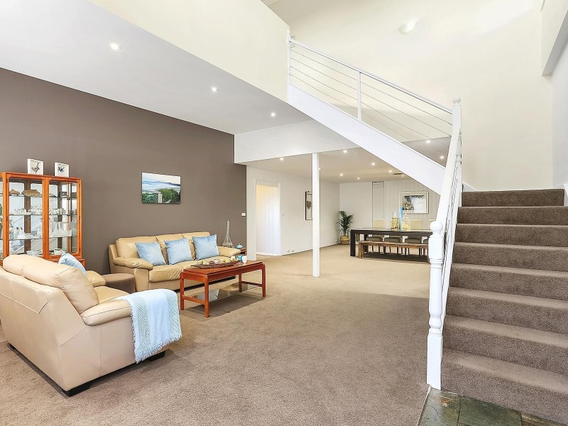 33 Kirkstone Road, Wheeler Heights NSW 2097