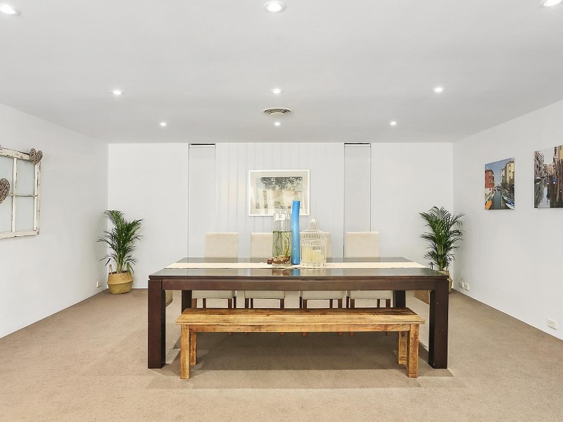 33 Kirkstone Road, Wheeler Heights NSW 2097