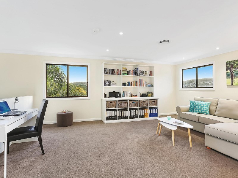 33 Kirkstone Road, Wheeler Heights NSW 2097