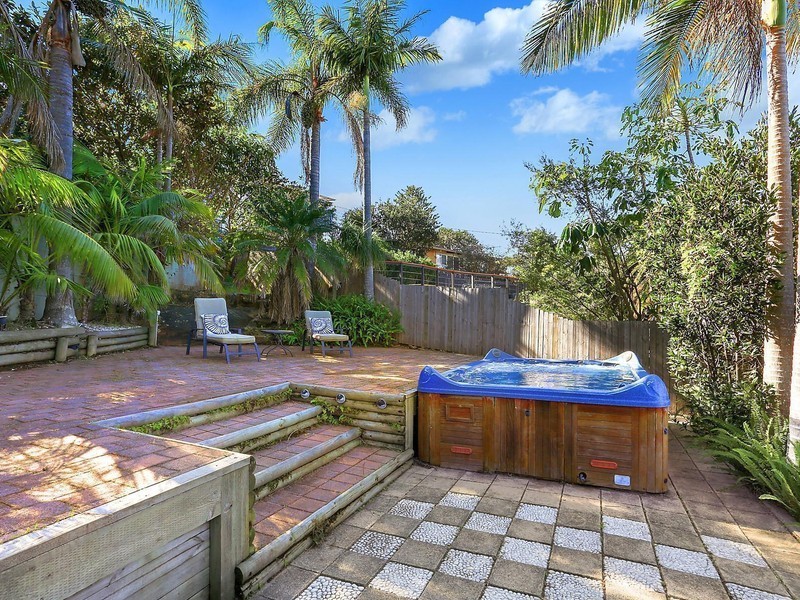 6 Baree Place, Warriewood NSW 2102