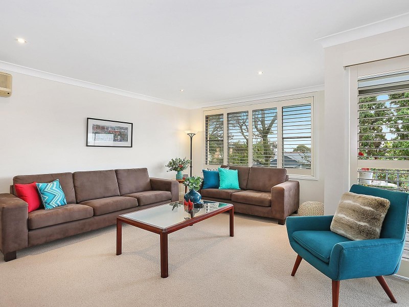 2/25 McIntosh Road, Dee Why NSW 2099