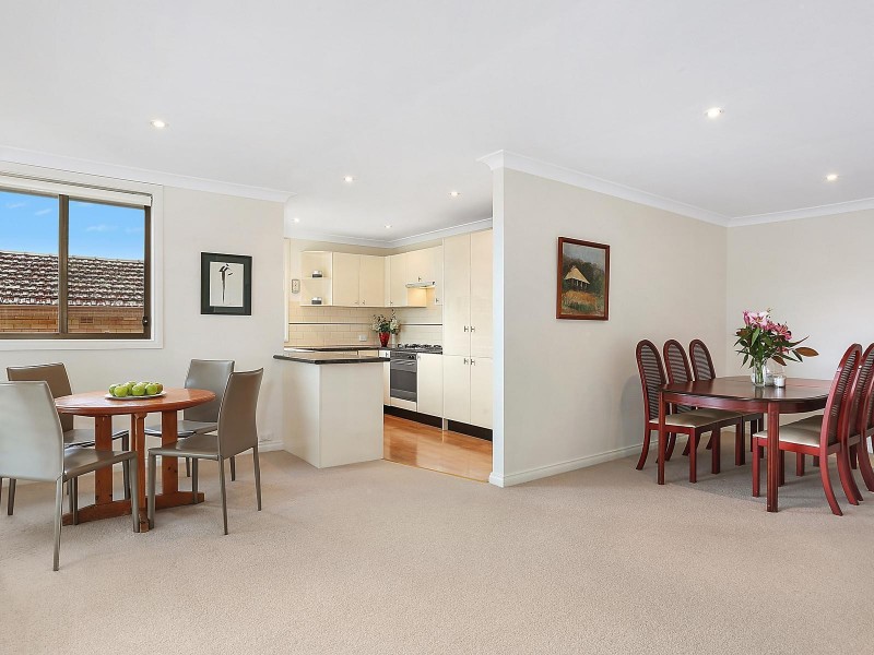 2/25 McIntosh Road, Dee Why NSW 2099