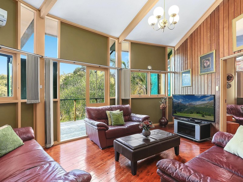 49 Tatiara Crescent, North Narrabeen NSW 2101