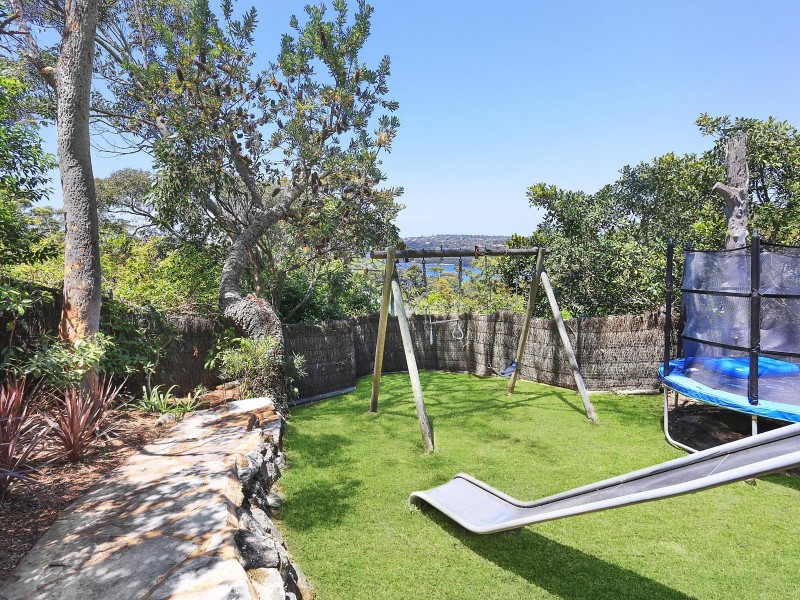 52 Elanora Road, Elanora Heights NSW 2101