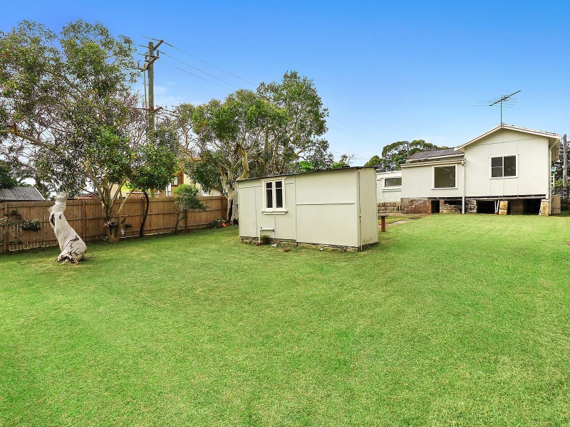 52 Veterans Parade, Wheeler Heights NSW 2097