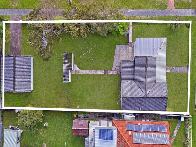 52 Veterans Parade, Wheeler Heights NSW 2097