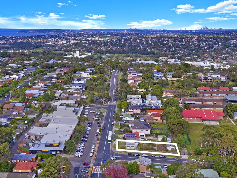 52 Veterans Parade, Wheeler Heights NSW 2097