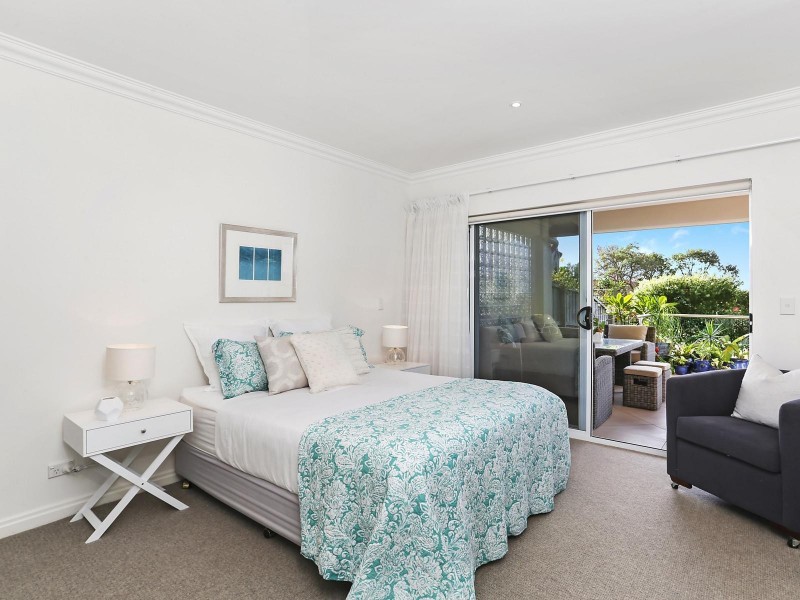2/153 Powderworks Road, Elanora Heights NSW 2101