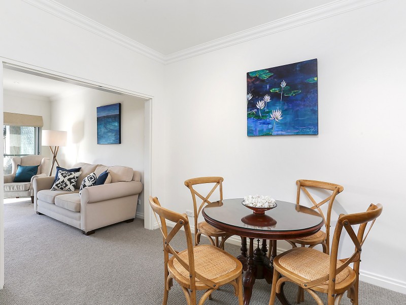 2/153 Powderworks Road, Elanora Heights NSW 2101