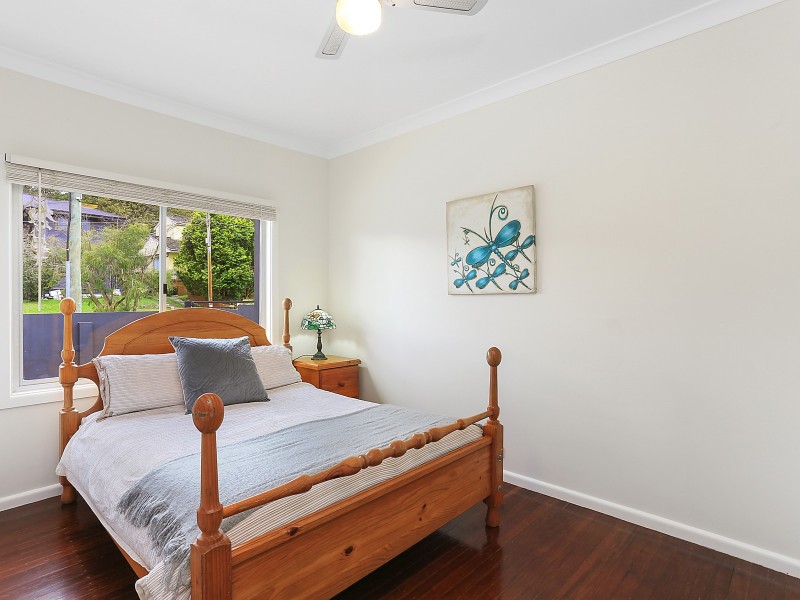 27 Penrith Avenue, Wheeler Heights NSW 2097