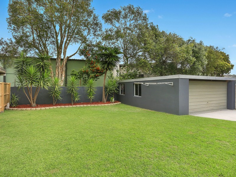 27 Penrith Avenue, Wheeler Heights NSW 2097