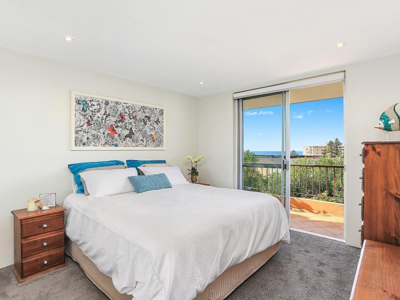 27/17 Frazer Street, Collaroy NSW 2097