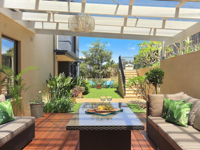 1 Shearwater Drive, Warriewood NSW 2102