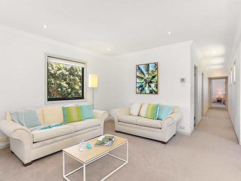 1 Shearwater Drive, Warriewood NSW 2102