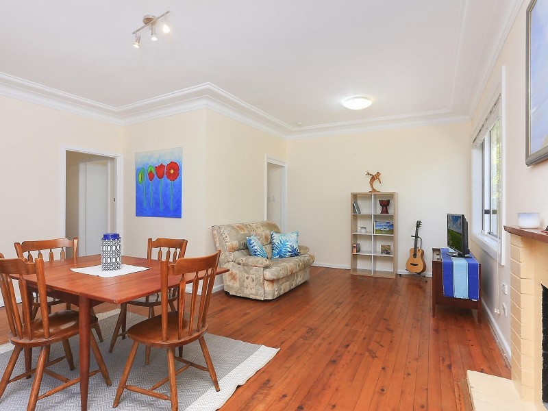 27 Allawah Avenue, Elanora Heights NSW 2101