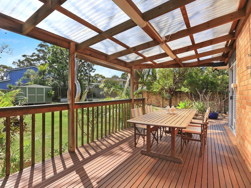 27 Allawah Avenue, Elanora Heights NSW 2101