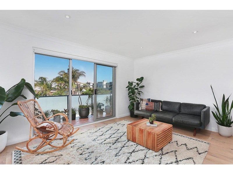 8/59 Lagoon Street, Narrabeen NSW 2101