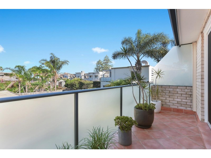 8/59 Lagoon Street, Narrabeen NSW 2101