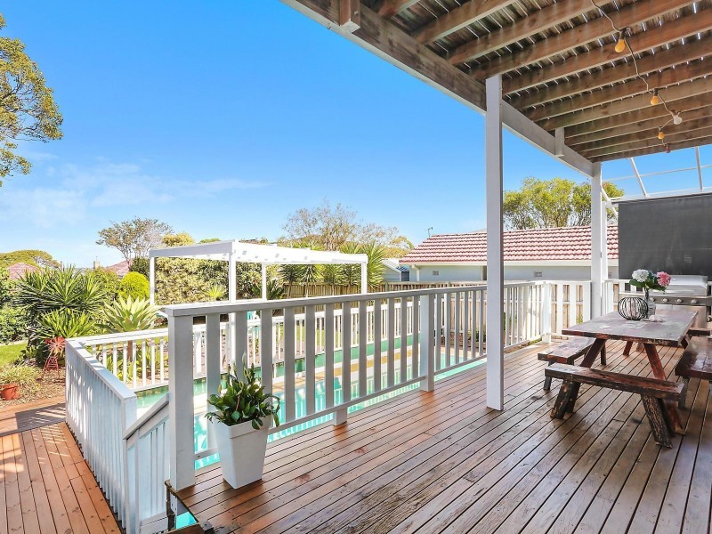 65 Warringah Road, Narraweena NSW 2099