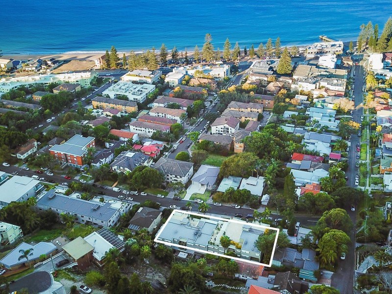 27/4-10 The Avenue, Collaroy NSW 2097