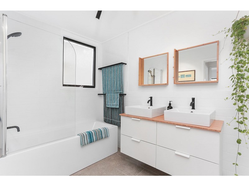 135 Wallumatta Road, Newport NSW 2106