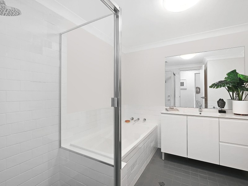 4/1 Avon Road, Dee Why NSW 2099