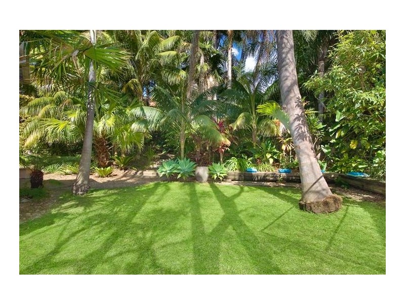 16 Morandoo Road, Elanora Heights NSW 2101