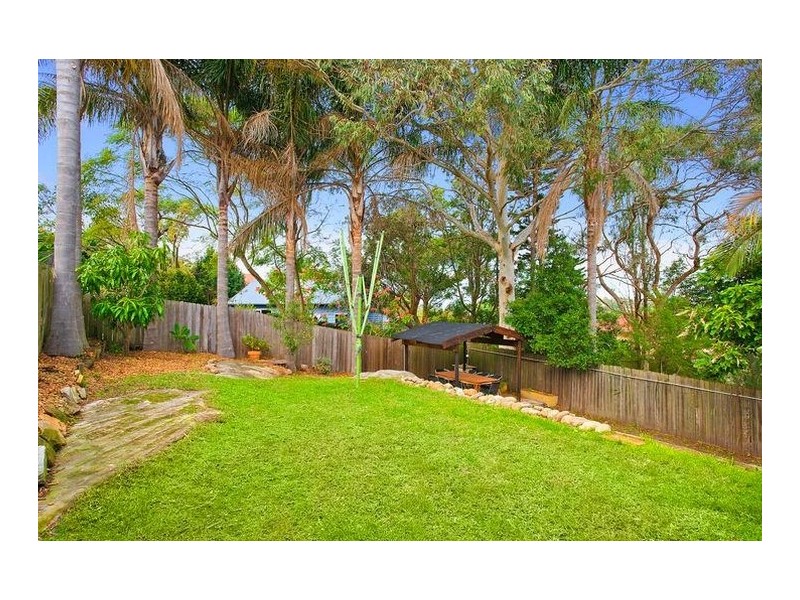 7 Calder Street, North Curl Curl NSW 2099