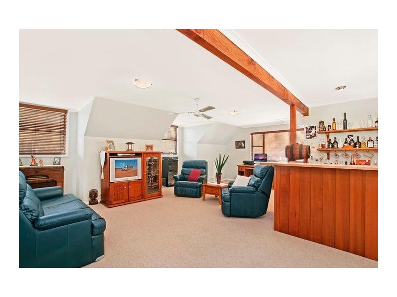44 Lindeman Close, Eleebana NSW 2282