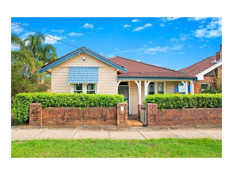 196 Brunker Road, Adamstown NSW 2289