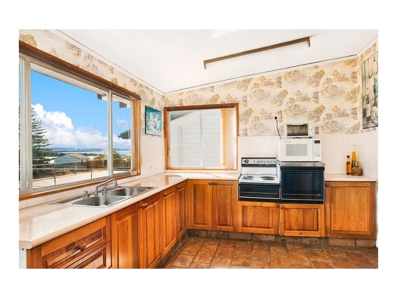 16 Northcote Avenue, Swansea Heads NSW 2281