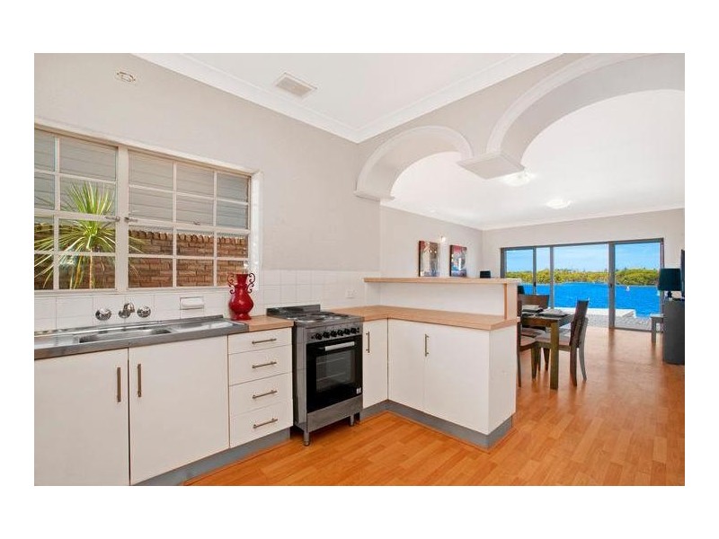 145 Bowman Street, Swansea NSW 2281