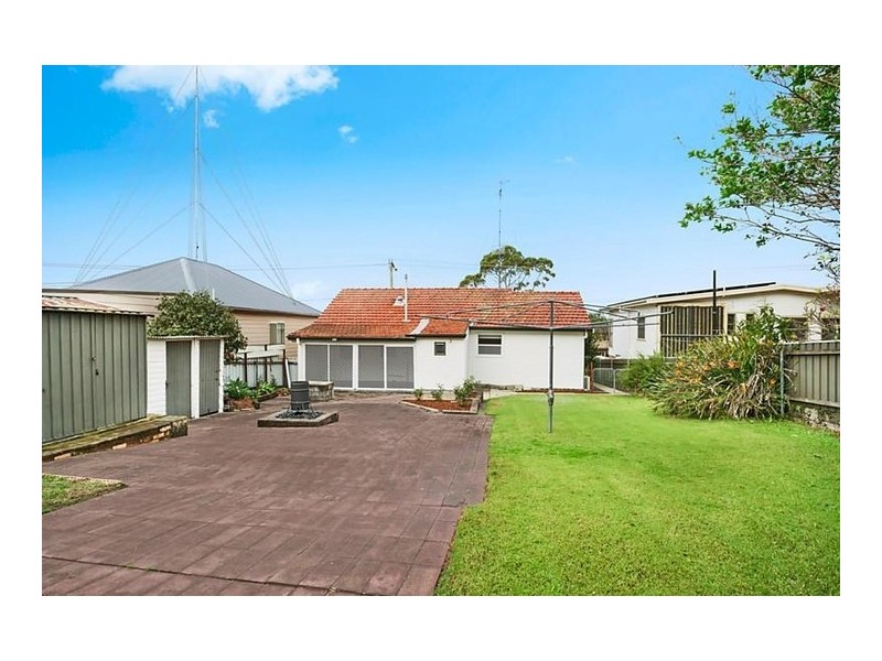 91 Wommara Avenue, Belmont North NSW 2280