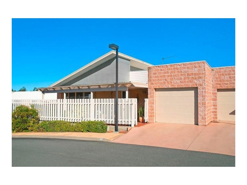 28 Phoenix Drive, Warners Bay NSW 2282