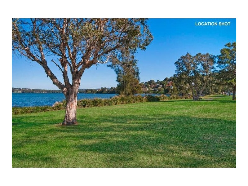 14 New Road, Warners Bay NSW 2282