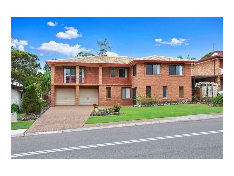 61 Ian Street, Eleebana NSW 2282