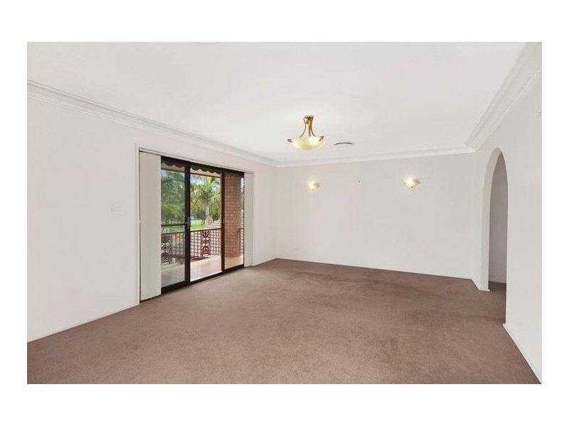 61 Ian Street, Eleebana NSW 2282