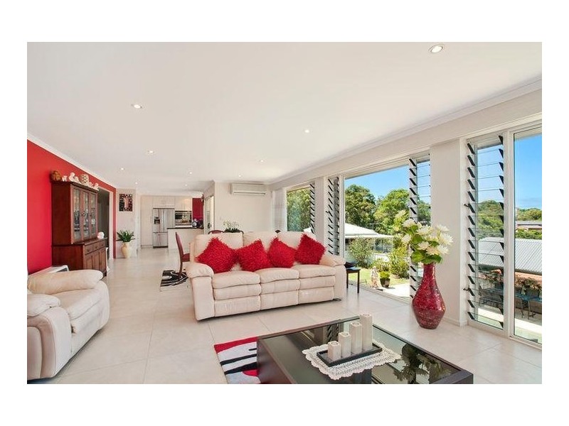 25 Spinnaker Ridge Way, Belmont NSW 2280