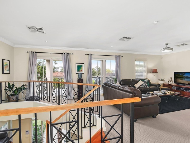 25 Boatmans Row, Eleebana NSW 2282