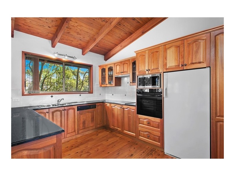 58 Coal Point Road, Coal Point NSW 2283