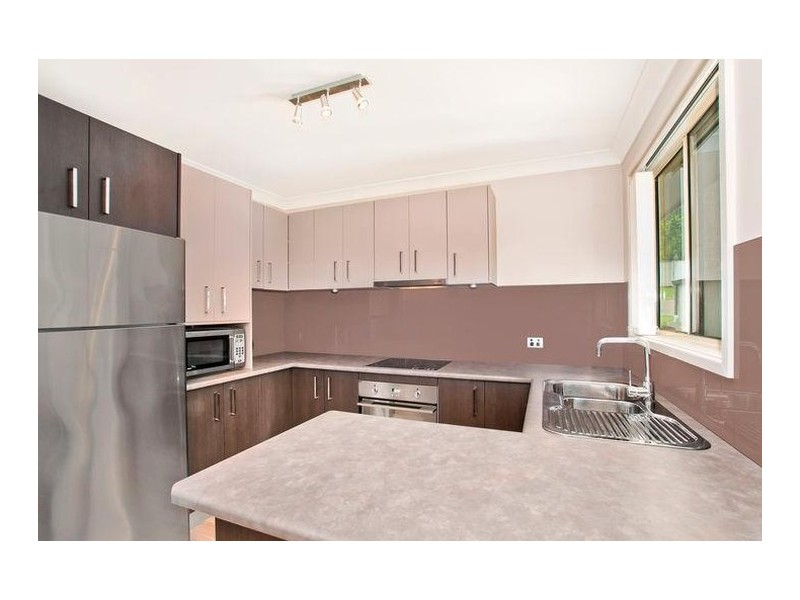 33 Lawson Road, Macquarie Hills NSW 2285