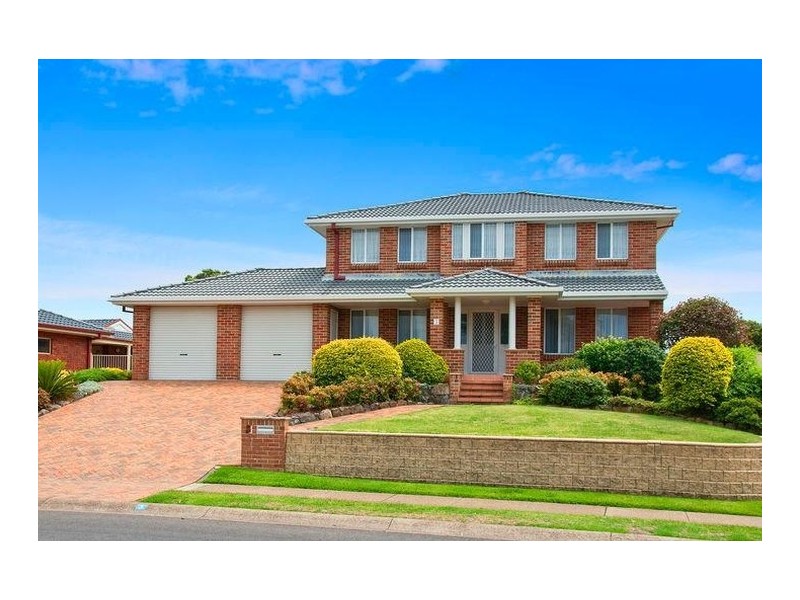 3 Ebbtide Close, Caves Beach NSW 2281