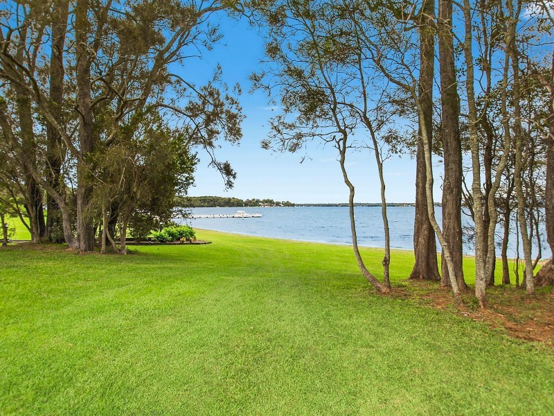 9 Little Corella Cove, Cams Wharf NSW 2281