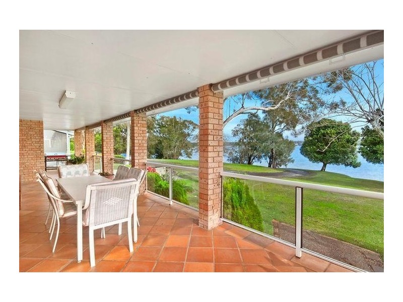 11 Branter Road, Nords Wharf NSW 2281