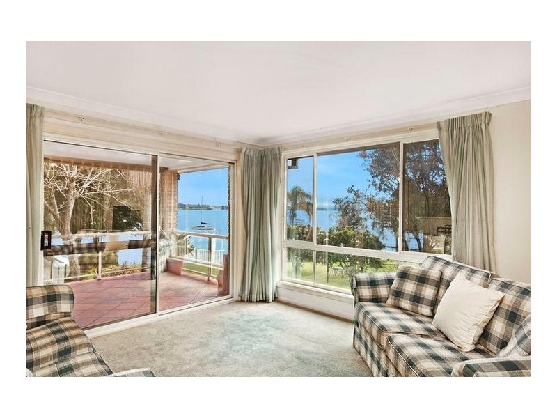 11 Branter Road, Nords Wharf NSW 2281