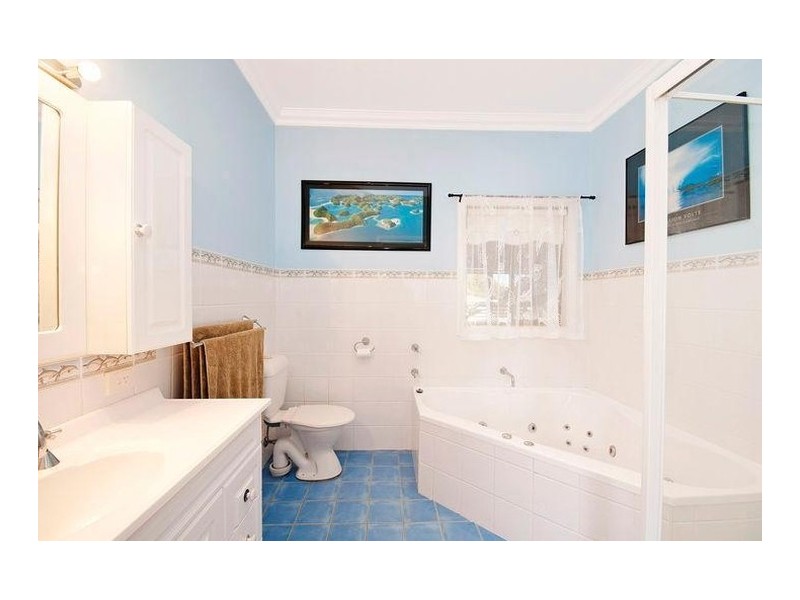 23 Margaret Street, Belmont North NSW 2280