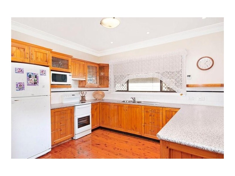 23 Margaret Street, Belmont North NSW 2280