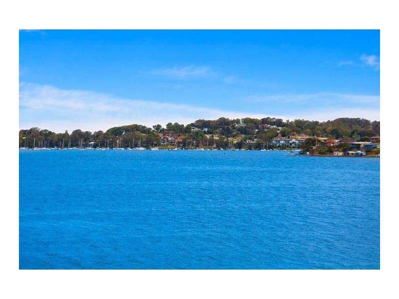 36 Sealand Road, Fishing Point NSW 2283